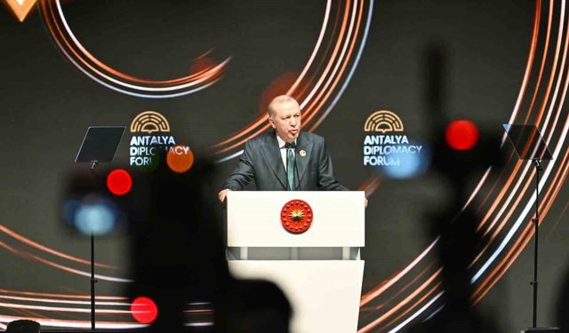 Cumhurbaşkanı Erdoğan: 'Gazze'deki soykırım mevcut düzenin neye izin verdiğini göstermiştir'