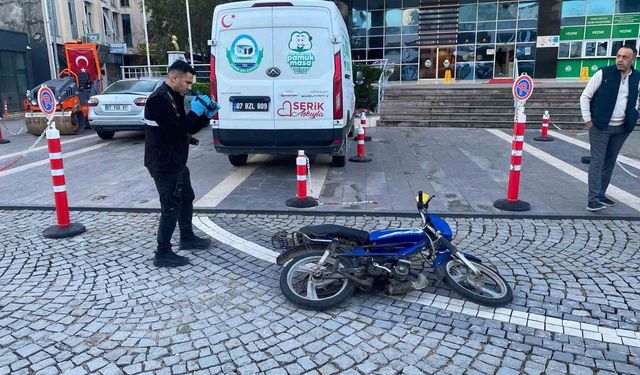 Elindeki pompalı tüfekle belediye binasına ateş açtı