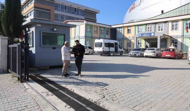 İş hayali kuran 120 vatandaşı, numaralarını muhtarlardan alarak tuzağa düşürdüler