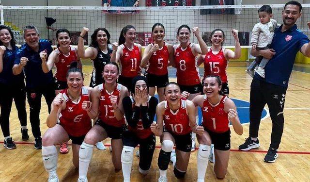 Kahramanmaraş Büyükşehir Belediyespor kadın voleybol takımı 2. Lig'e yükseldi