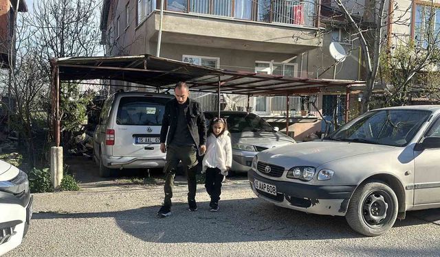 Kızı için yeniden ayağa kalktı, protez bacağına kavuştu