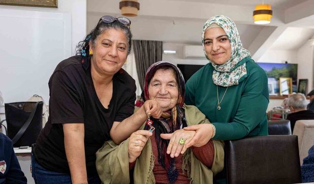 Manavgat'ta huzurevi sakinlerine yönelik el sanatları etkinliği düzenlendi