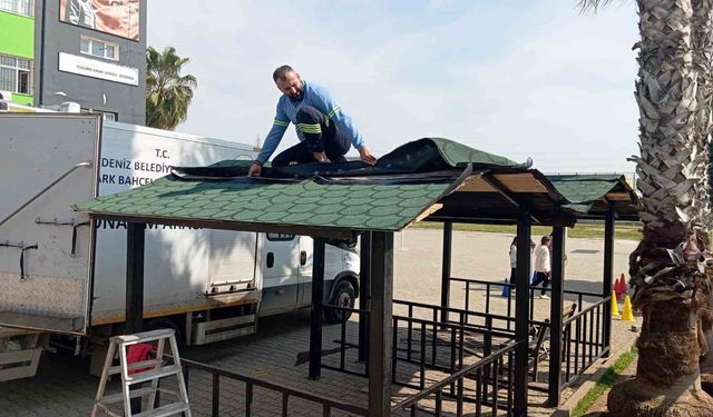 Mersin'de park ve yeşil alanlarda bakım seferberliği