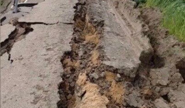 Osmaniye'de yoğun yağış yolları çökertti, bazı güzergahlar ulaşıma kapandı