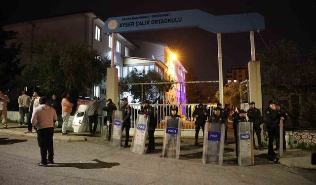 Saldırının yaşandığı okulda izler siliniyor