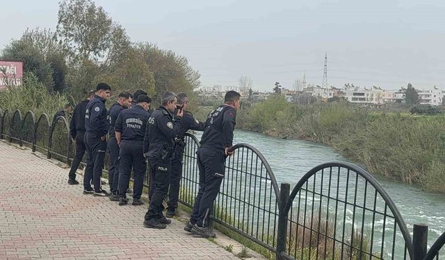 Tarsus'ta suya atlayan çocuk kayboldu: Arama çalışması devam ediyor