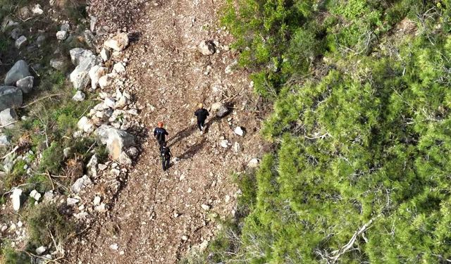 Yürüyüşe çıktığı dağlık alanda kayboldu: AFAD ekiplerince dronla bulundu