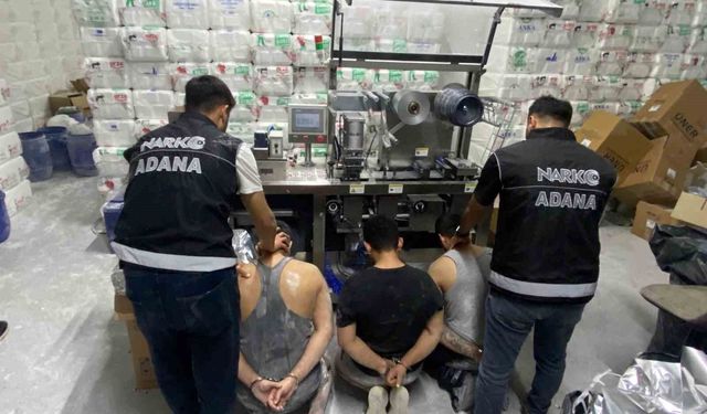 Adana'da dev operasyon: 4 milyon uyuşturucu hap ile 3 ton 994 kilogram etken madde ele geçirildi