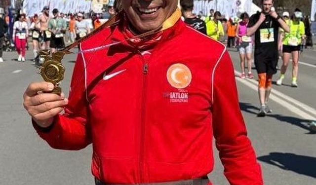 'Demir adam' Kazan Maratonu'na performansıyla damga vurdu