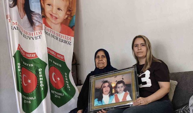 Evlatlarını Reyhanlı patlamasında kaybeden anne ve kızı 13 yıldır aynı acıyla yaşıyor
