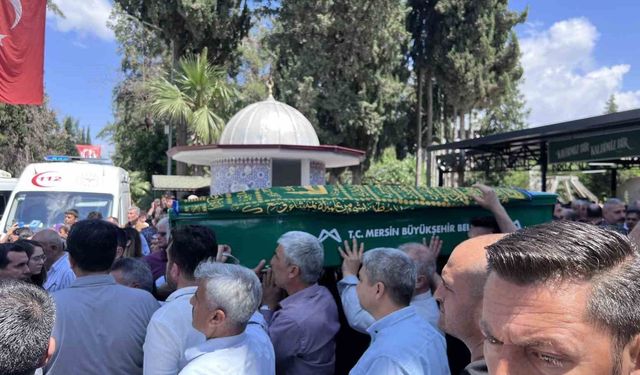 Mersin'deki vahşette hayatını kaybedenlerin cenaze namazı kılındı