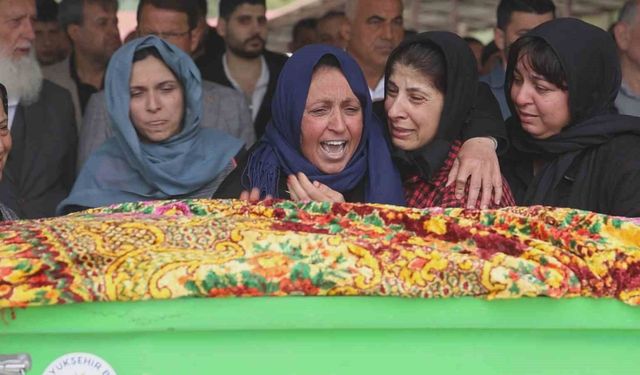 Selde evladını kaybeden annenin 'Yavrum polis olacaktın, nereye gidiyorsun sınavın geliyordu' sözleri yürekleri dağladı