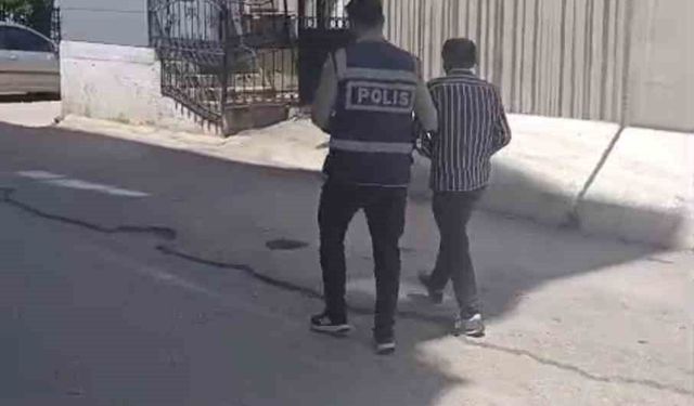 Uyuşturucudan 25 yıl kesinleşmiş hapis cezası bulunan şahıs yakalandı