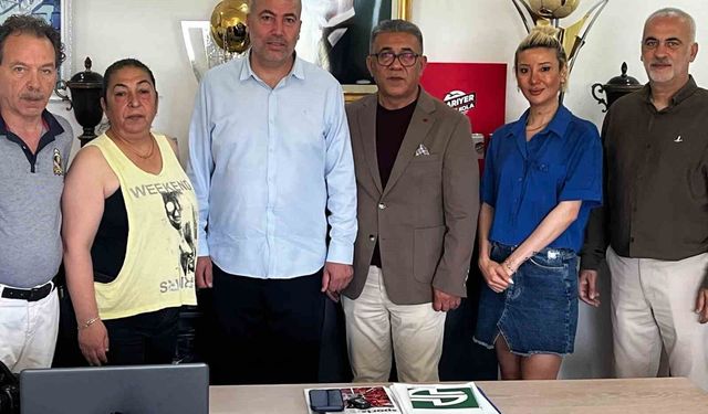 Adana Demirspor'a yerel basından 100 bin liralık destek