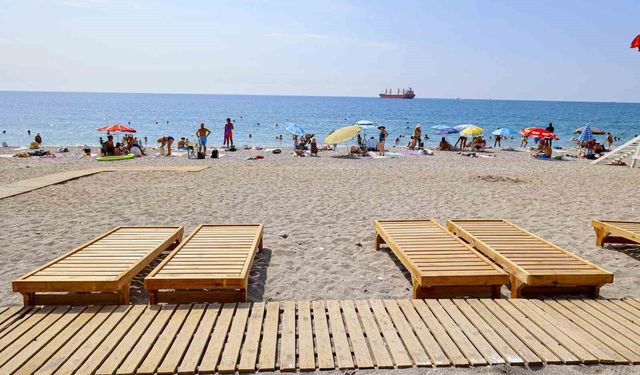 EKDAĞ'dan Boğaçayı Plajı'nda yerli üretimle hizmet