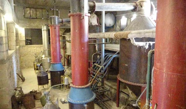 Isparta'da 1950'lerden kalan gül yağı fabrikası binlerce ziyaretçiyi ağırlıyor