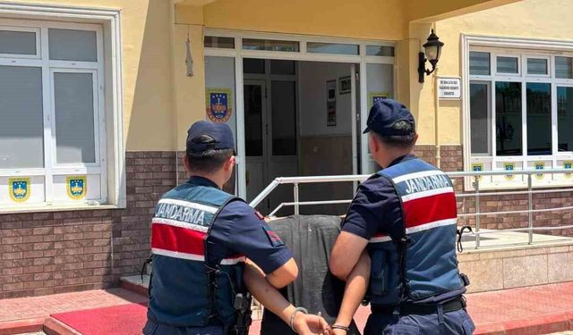Alanya'da 'jandarmayım' deyip hesap ödemeden ayrılan şüpheliye operasyon