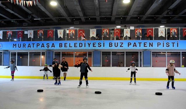 Antalya'nın yaz aylarında serinleten adresi: Dağyakası Buz Pisti