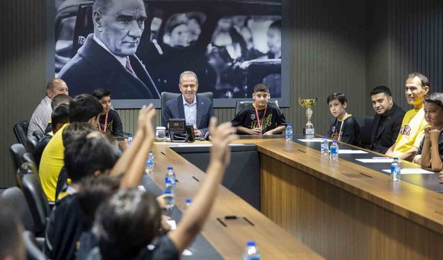 Başkan Seçer: 'Amacımız 'basketbol şehri' hüviyetini Mersin'e tekrar kazandırmak'