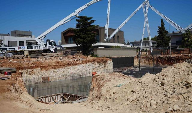 İnşaat şantiyesinde göçük: 2 işçi yaralandı