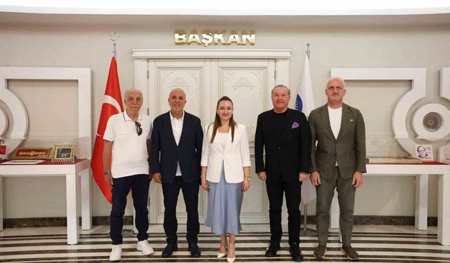 Büşra Özdemir, Alanyaspor yönetimini ağırladı