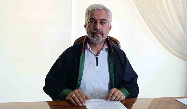 Öğretmen Ayla Kara'nın ailesinden, okula saldıran öğrencinin ailesine 5 milyon 100 bin liralık tazminat davası