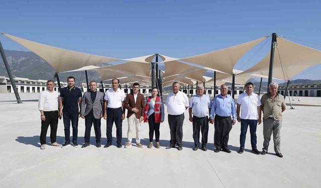 Başkan Vekili Özdemir: '1,5 milyar TL'yi aşan yatırımla 50 yıllık sorunu çözeceğiz'