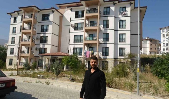 Ev alma hayaliyle 1 milyon TL ödeme yapan depremzede, aynı evin 6 kişiye daha satıldığını öğrendi