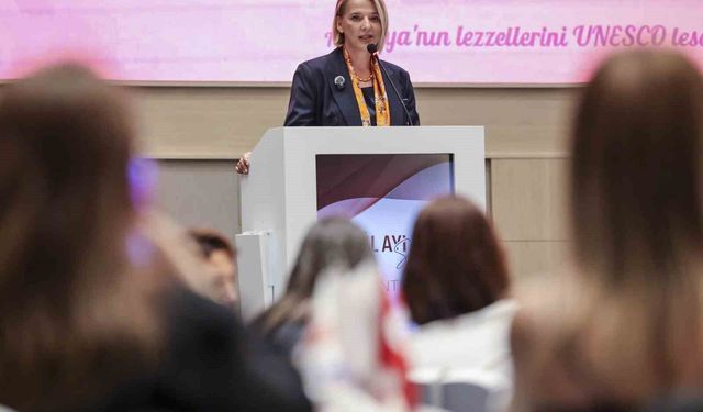 Hatice Öz: 'Kadınları karar mekanizmasının merkezine taşıyacağız'
