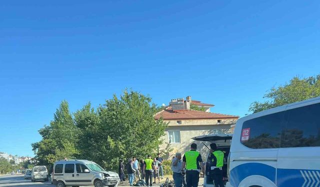 Yalvaç'ta otomobil ile motosiklet çarpıştı: 1 yaralı