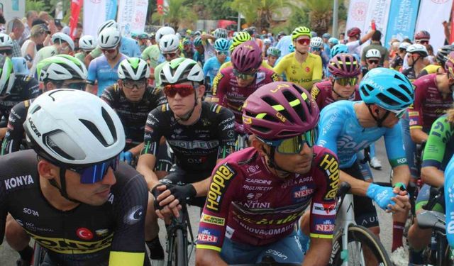 Cumhurbaşkanlığı Türkiye Bisiklet Turu’nda Alanya-Antalya etabının startı verildi