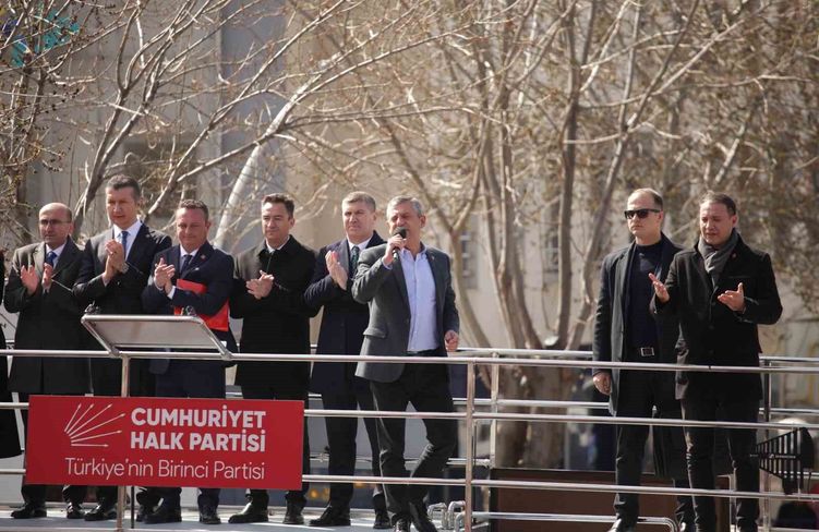 CHP Genel Başkanı Özel: 'İran'ın kararını İran halkı verecektir'