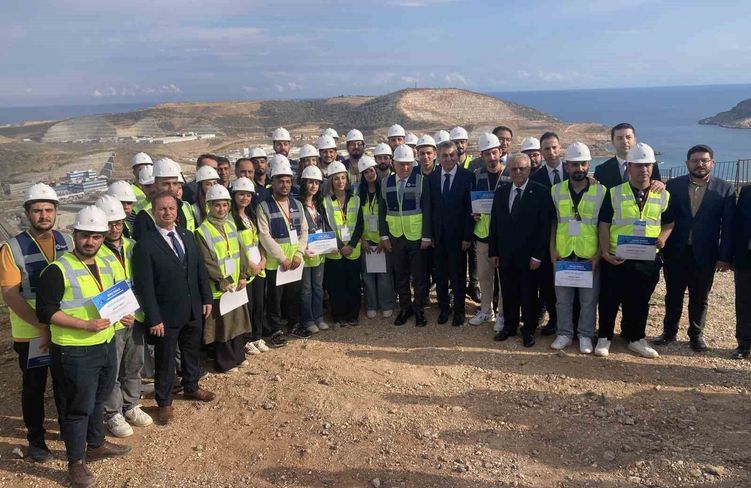 Bakan Bak Akkuyu NGS'de konuştu: 'Büyüyen, gelişen, güçlü bir Türkiye var'