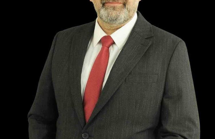 Serik Belediye Başkanı Kadir Kumbul CHP'den istifa etti