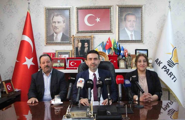 AK Parti Mersin Teşkilatı 560 ekiple sahaya indi