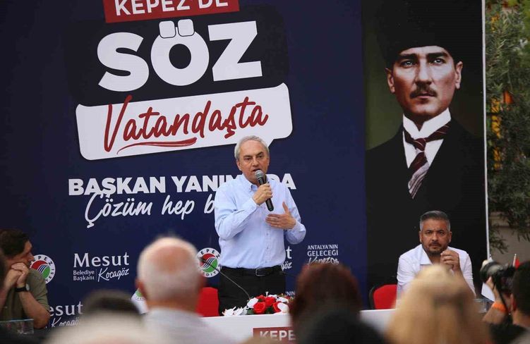 Kepez Belediye Başkanı Mesut Kocagöz vatandaşlarla buluştu