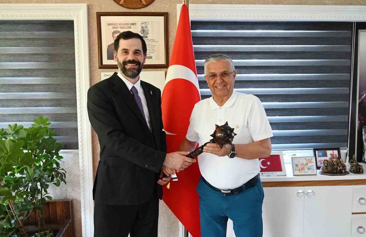 Ukraynalı çocuklar Kemer'de ağırlanacak