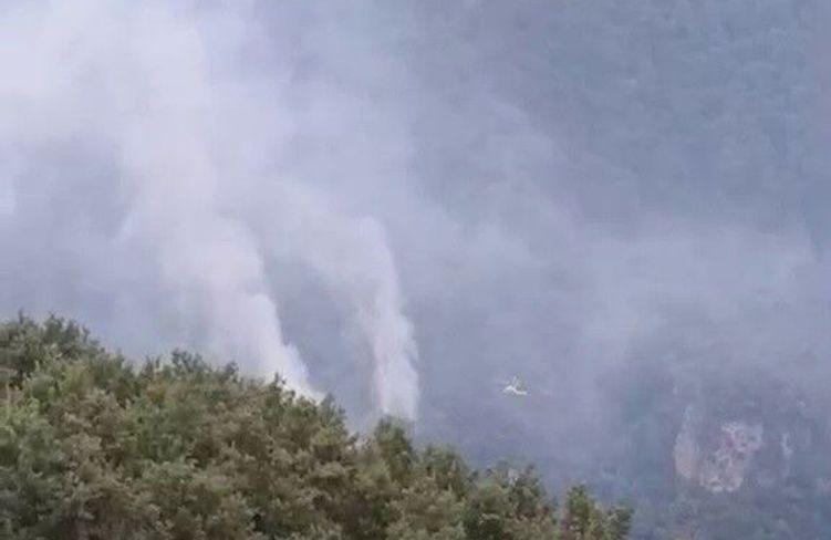 Hatay'daki orman yangınının enerjisi düşürüldü