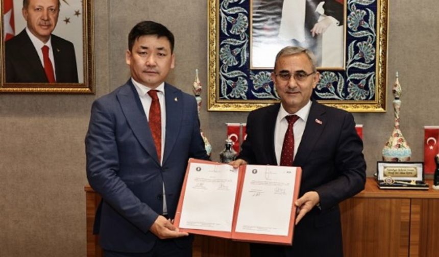 Kütahya ile Darkhan kardeş oldu