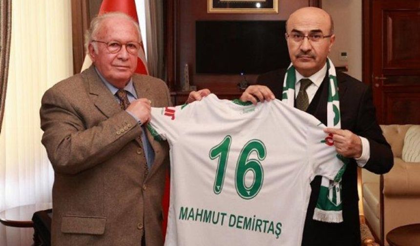 Bursaspor Yönetim Kurulu, Vali Demirtaş'ı ziyaret etti