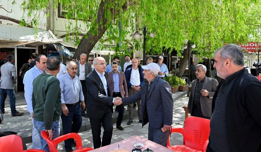 Başkan Er Dilek Mahallesi esnaflarını ziyaret etti