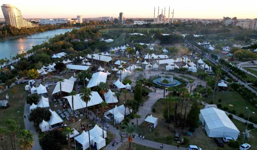 8. Uluslararası Adana Lezzet Festivali’nin mangal ateşi yakıldı