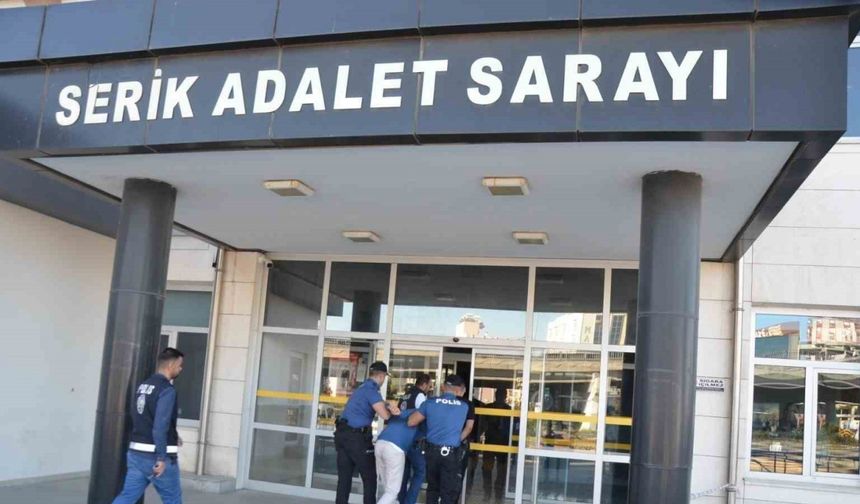 Servis aracı bekleyenleri kurşun yağmuruna tutan 3 şüpheliden 2’si tutuklandı