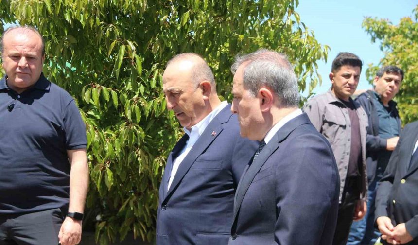 Azerbaycan Dışişleri Bakanı’ndan Mevlüt Çavuşoğlu’na taziye ziyareti