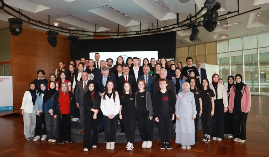 Bursa’da “köklerden geleceğe” bilim ve gençlik buluşması