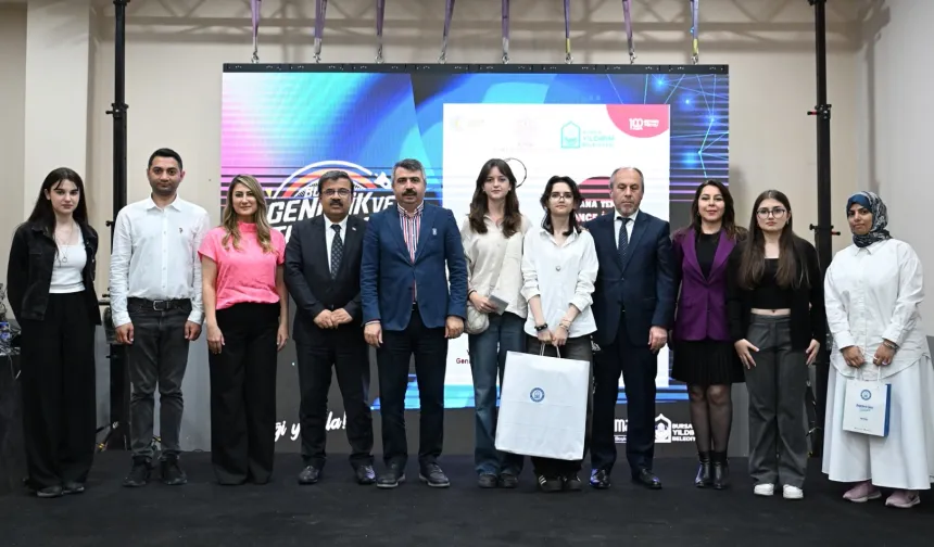 Bursalı gençler Yıldırım'da 'bayram' etti