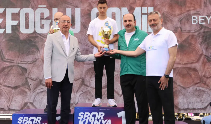 DOSD’un özel çocukları umuda, Muhammed Eren rekora koştu