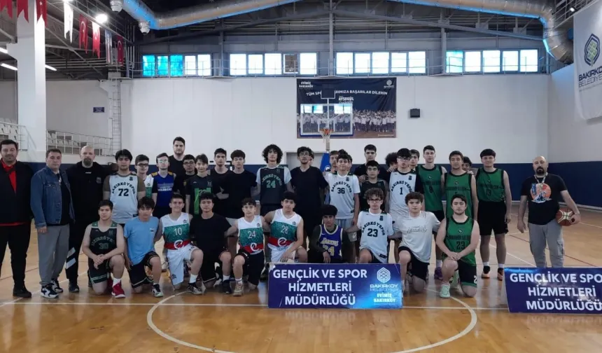 İstanbul Bakırköylü sporcular “Gençlik Şenliği” turnuvasına katıldı