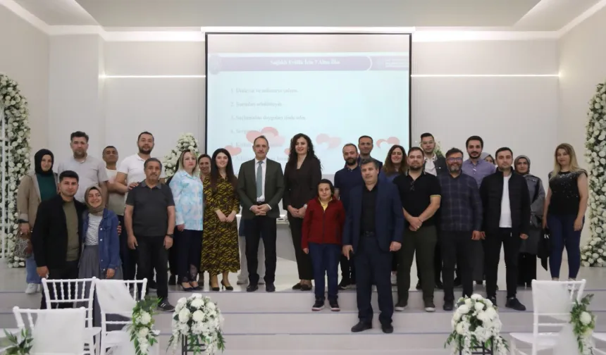 Kayseri Melikgazi'den 'Evlilikte İletişim Semineri'