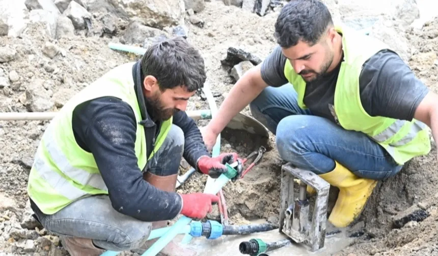 Manisa Demirci’de altyapı seferberliği sürüyor